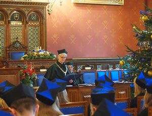 Ceremony of awarding commemorative diplomas to graduates